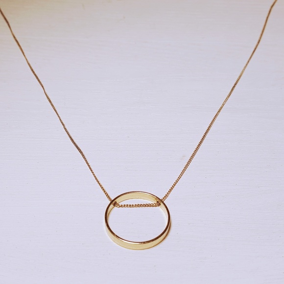 Jewelry - Gold Ring Band Dainty Silvertone Necklace